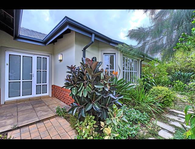 3 BEDROOM FREESTANDING FOR SALE IN WATERFALL VALLEY MATURE LIFESTYLE ESTATE